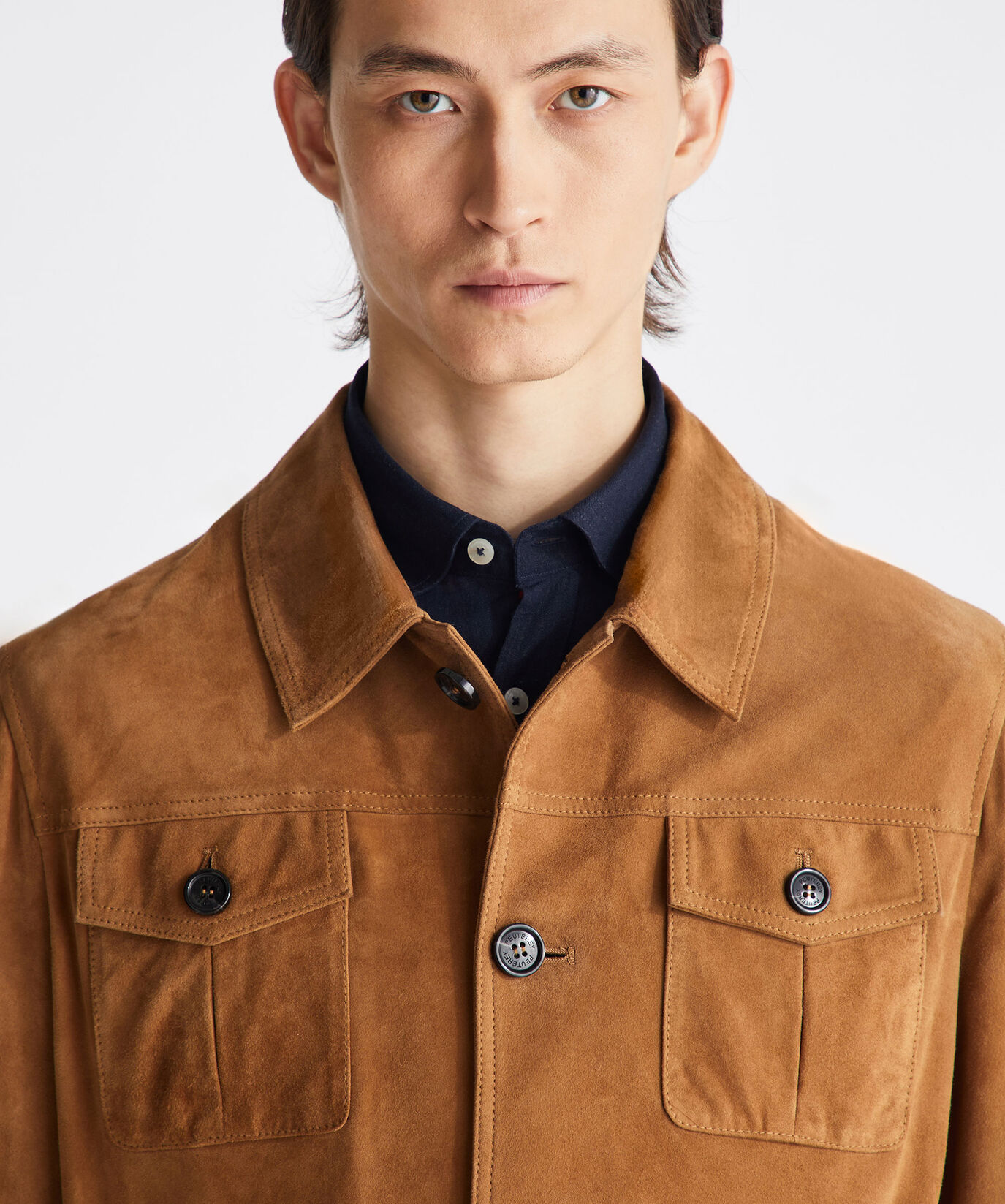 Veste en daim avec boutons effet corne  Peuterey - large image number 2