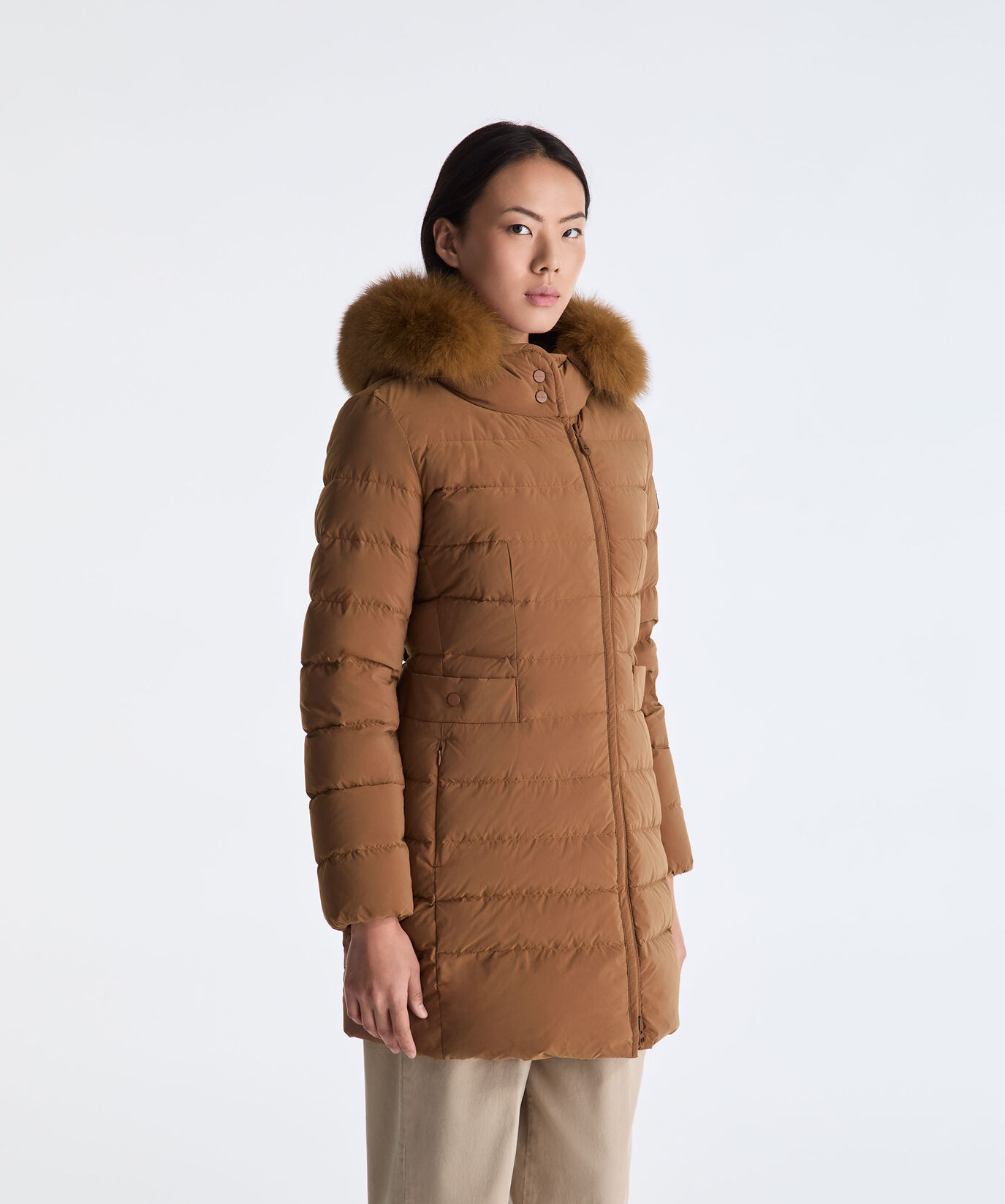 Lange Daunenjacke mit hohem Kragen und Pelzbesatz  Peuterey - large image number 1