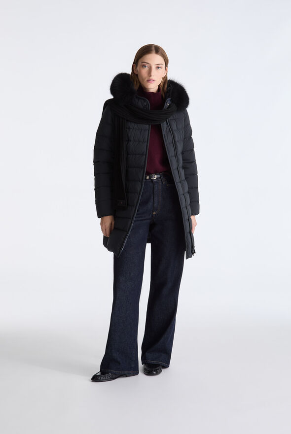 Plum&iacute;fero largo con cuello alto y piel  Peuterey - medium