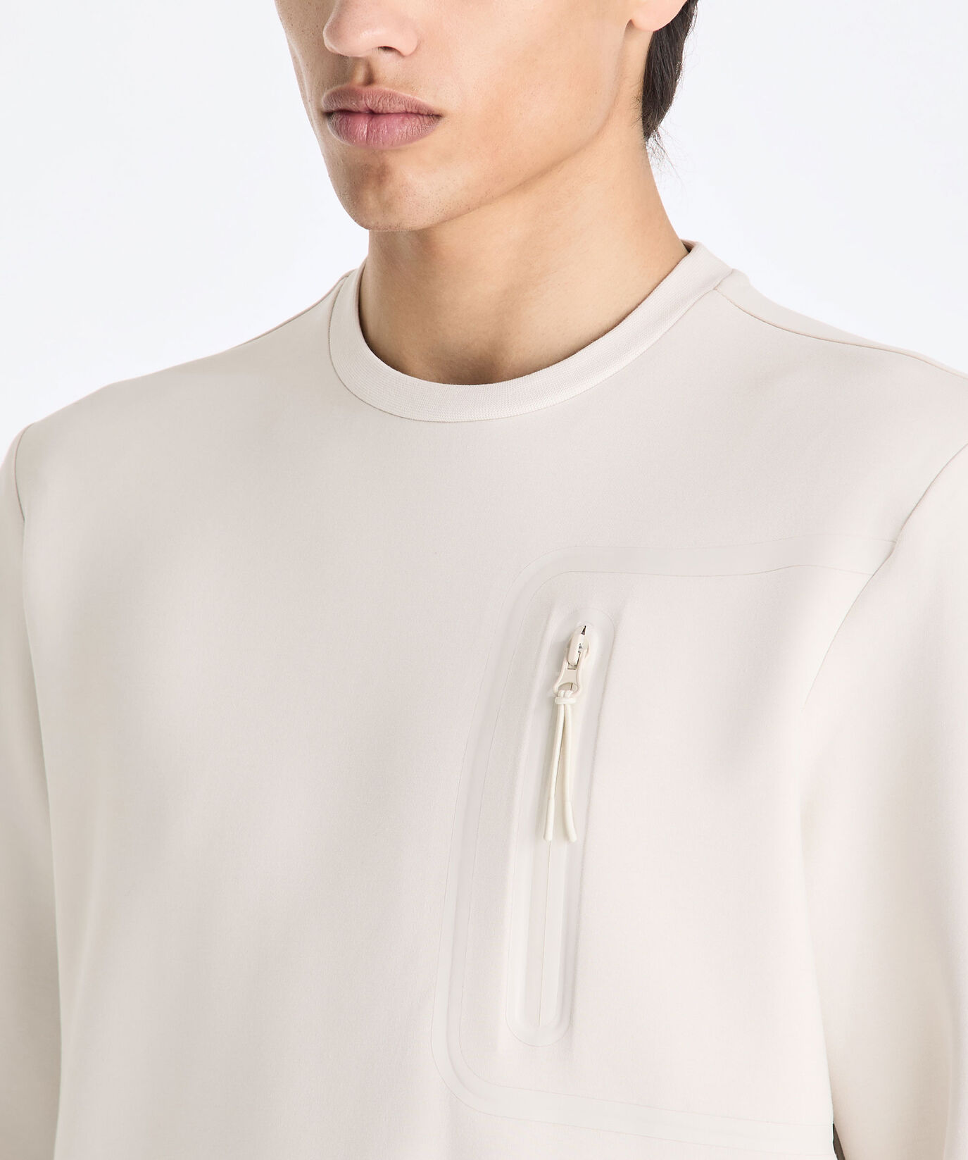 Sweat-shirt avec poche et d&eacute;tails gans&eacute;s  Peuterey - large