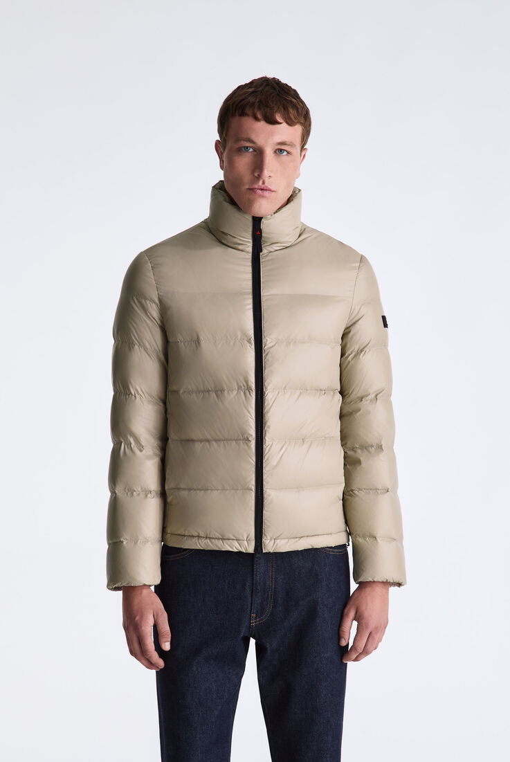 Daunenjacke aus gl&auml;nzendem Nylon  Peuterey - medium
