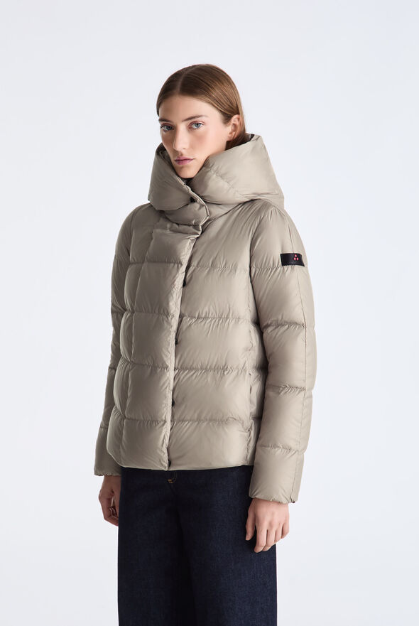 Plum&iacute;fero urbano chic  Peuterey - medium