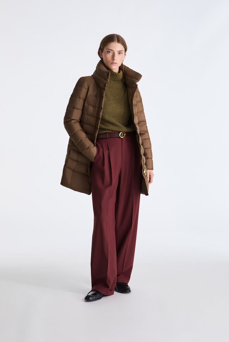 Lange schmale Daunenjacke mit hohem Kragen  Peuterey - medium