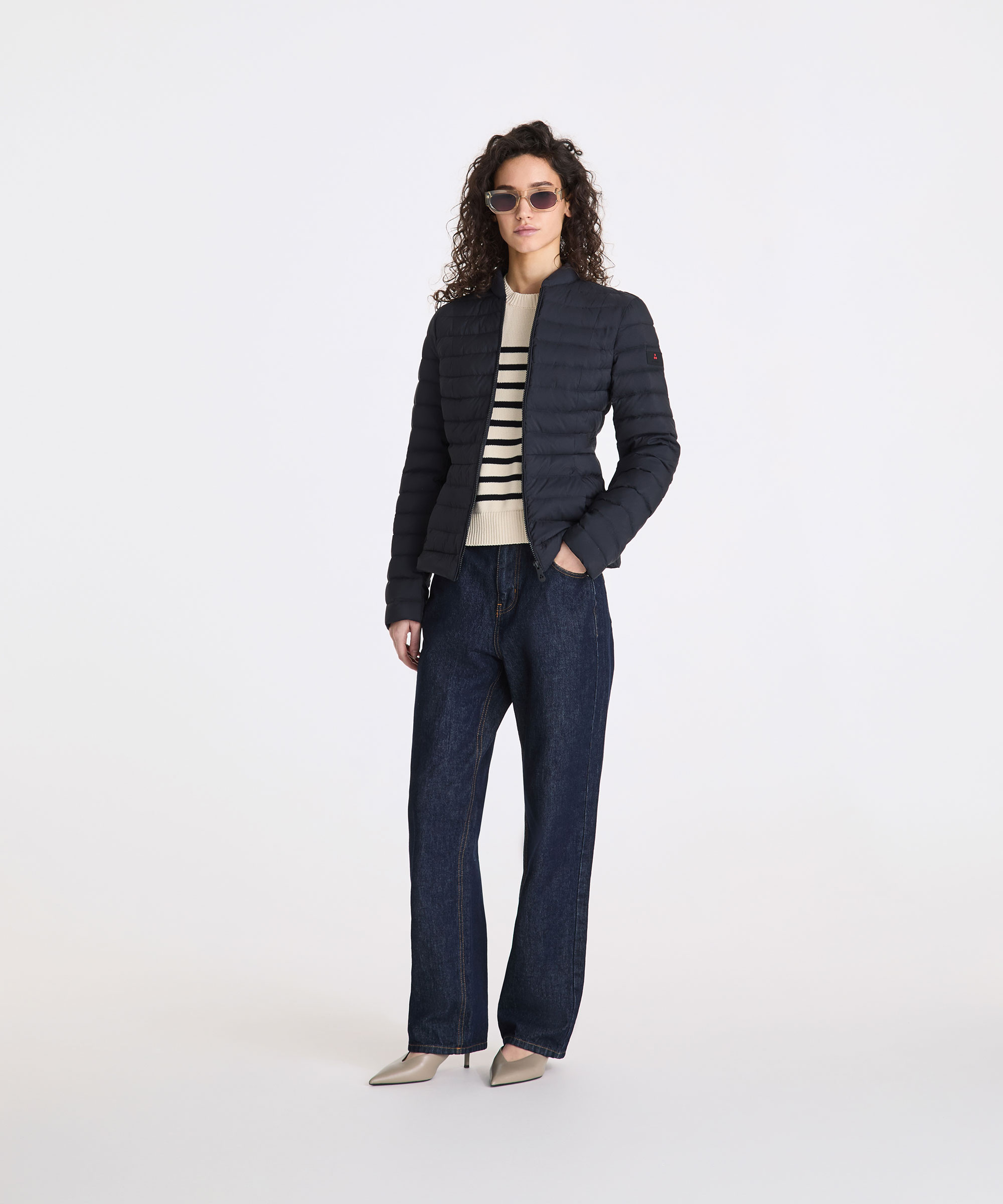 Piumino superleggero dal fit slim, NERO, Taglia: 50